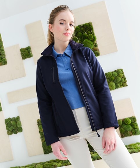 Womens Honestly made recycled softshell jacket